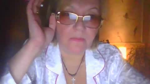 Snapshot of anessa7321 chatting on 03-25-26, 06:36 Alinessa online show from 03-25-26, 06:36