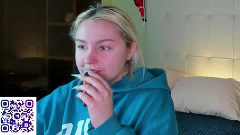 Snapshot of anet_dream chatting on 01-09-26, 05:37 Anet Dream online show from 01-09-26, 05:37