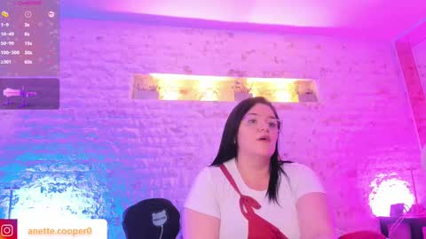 Snapshot of anette_cooper chatting on 02-19-25, 10:01 anette_cooper online show from 02-19-25, 10:01