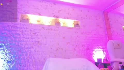 Snapshot of anette_cooper chatting on 02-21-25, 03:12 anette_cooper online show from 02-21-25, 03:12