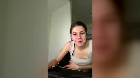 Snapshot of ang453216 chatting on 07-28-26, 12:07 ang453216 online show from 07-28-26, 12:07