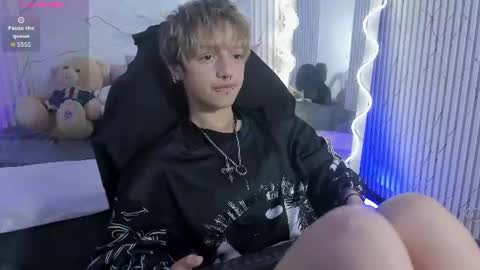 angeel_tay online show from 06-11-26, 07:34