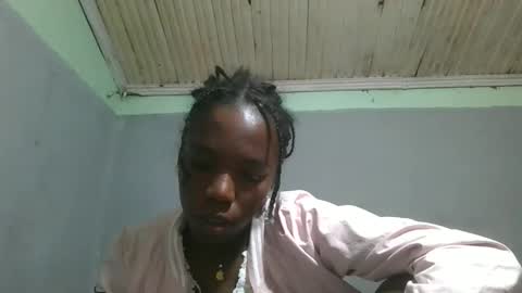 Snapshot of angeeliine chatting on 06-07-26, 07:45 angeeliine online show from 06-07-26, 07:45