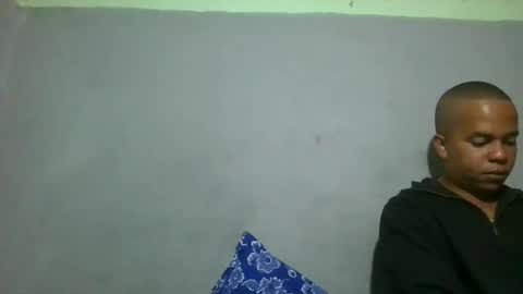 Snapshot of angeeliine chatting on 06-10-26, 05:34 angeeliine online show from 06-10-26, 05:34