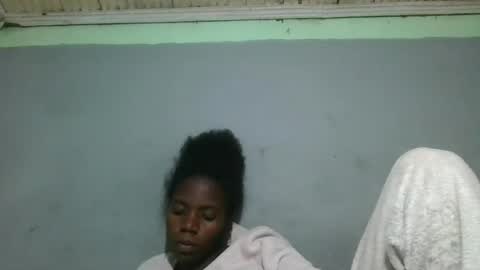 Snapshot of angeeliine chatting on 07-19-26, 06:55 angeeliine online show from 07-19-26, 06:55