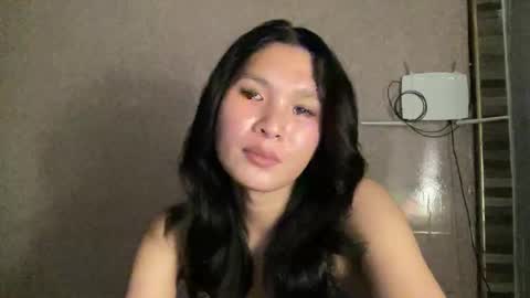 Snapshot of angel19722 chatting on 04-10-26, 12:32 Angel online show from 04-10-26, 12:32