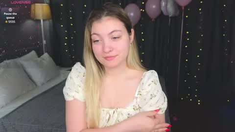 Grace online show from 04-04-26, 01:48