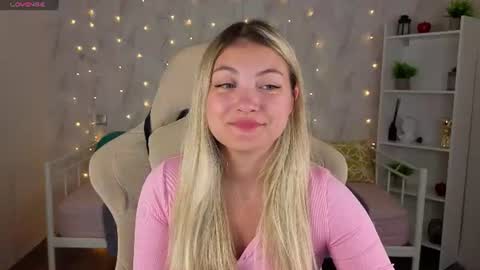Snapshot of angel__grace chatting on 07-16-26, 12:38 Grace online show from 07-16-26, 12:38
