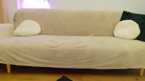 angel__vibe online show from 04-15-26, 08:09