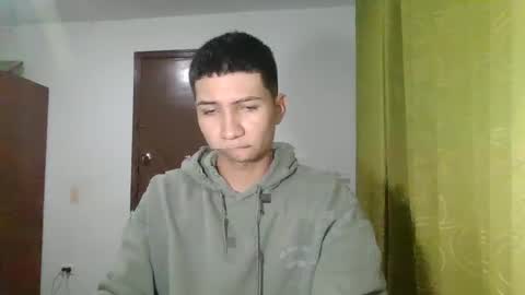 Snapshot of angel_ale chatting on 12-26-24, 11:46 angel_ale online show from 12-26-24, 11:46