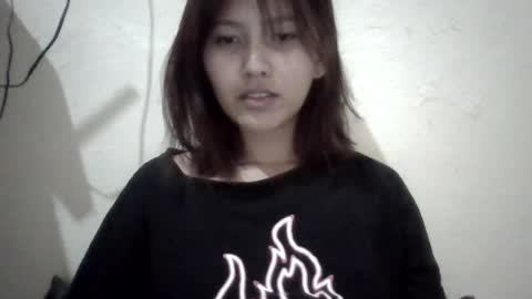 Muxhiee online show from 07-26-26, 02:57