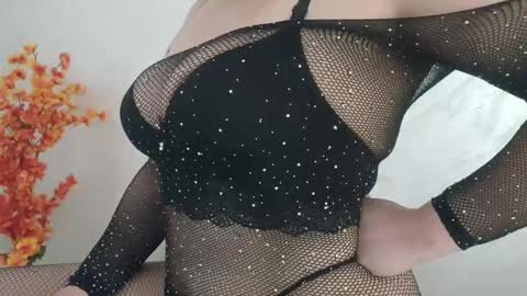 Snapshot of angel_coconut chatting on 10-14-25, 09:43 Angel coco online show from 10-14-25, 09:43