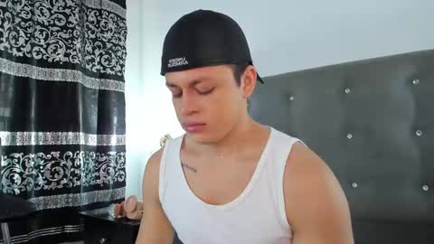 Snapshot of angel_cuervo chatting on 12-14-24, 12:33 Angel Cuervo online show from 12-14-24, 12:33