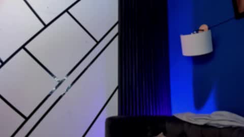 Snapshot of angel_dragun chatting on 10-21-25, 03:18 Angel-dragun online show from 10-21-25, 03:18