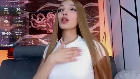 Angel-dragun online show from 06-10-26, 03:39