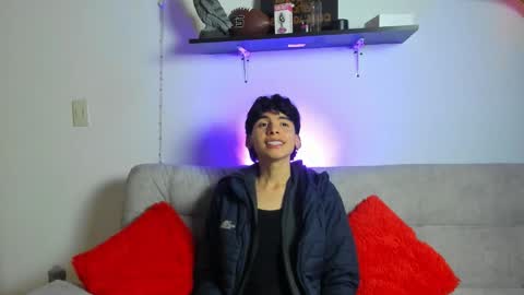 angel_dustt1 online show from 06-08-26, 08:09