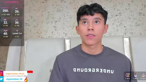 Snapshot of angel_esteban_fx chatting on 01-19-25, 04:01 ngel Esteban online show from 01-19-25, 04:01