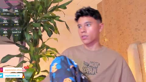 Snapshot of angel_esteban_fx chatting on 02-02-25, 07:09 ngel Esteban online show from 02-02-25, 07:09