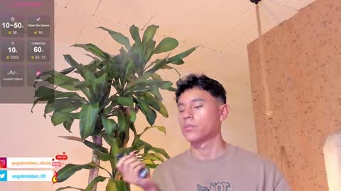 Snapshot of angel_esteban_fx chatting on 02-02-25, 10:24 ngel Esteban online show from 02-02-25, 10:24