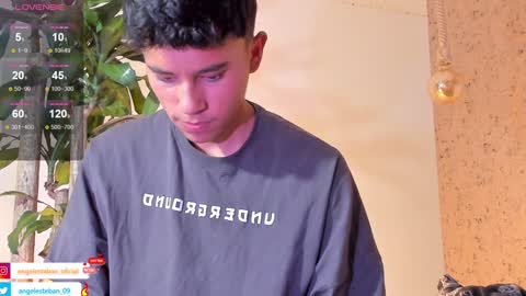 Snapshot of angel_esteban_fx chatting on 02-06-25, 11:10 ngel Esteban online show from 02-06-25, 11:10