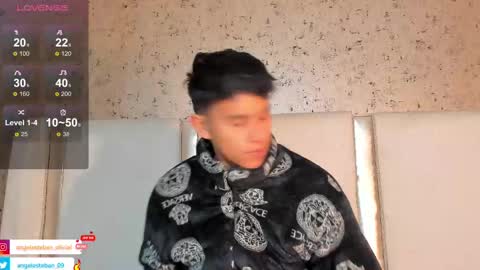 Snapshot of angel_esteban_fx chatting on 02-13-25, 10:44 ngel Esteban online show from 02-13-25, 10:44