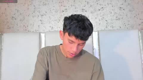 Snapshot of angel_esteban_fx chatting on 02-23-25, 03:45 ngel Esteban online show from 02-23-25, 03:45