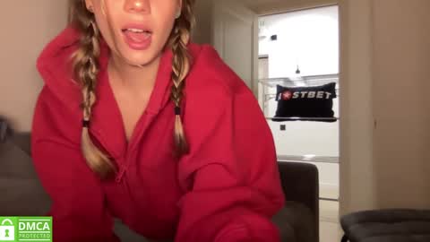 Greetings  Jess online show from 12-25-24, 02:45