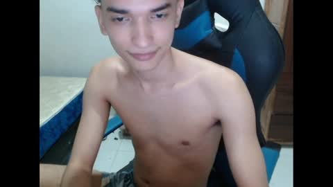 Angel online show from 12-31-24, 11:49