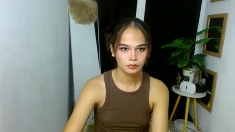 angela online show from 10-11-25, 02:55