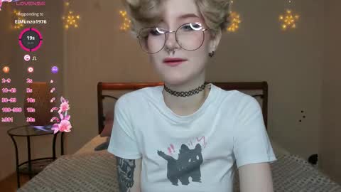 Angel Dust online show from 11-06-25, 01:06