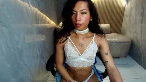 ngel  EVERYDAY from 2145 to 0500am Colombia hour online show from 06-18-26, 03:07