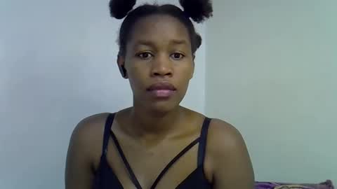 Snapshot of angel_mia5 chatting on 11-13-25, 09:30 angel_mia5 online show from 11-13-25, 09:30