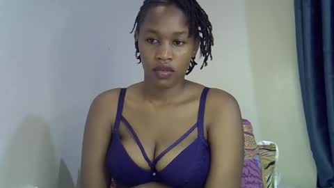 angel_mia5 online show from 05-06-26, 10:48