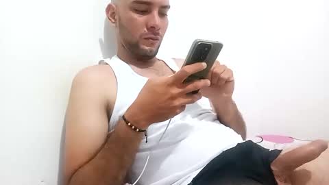 Snapshot of angel_morningstar1 chatting on 09-15-25, 01:38 ngel online show from 09-15-25, 01:38