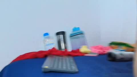 Snapshot of angel_red77 chatting on 02-19-25, 03:28 angel red77 online show from 02-19-25, 03:28
