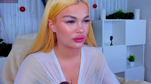 Snapshot of angel_sapphire_ chatting on 01-26-25, 09:08 Angel My schedule GTM2 Mon Tue Wen Thu Fri 0900am-0400pm online show from 01-26-25, 09:08