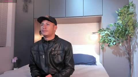 Angel  online show from 04-17-26, 11:57