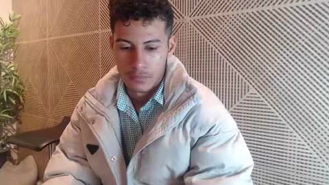 Angel  online show from 04-20-26, 01:25