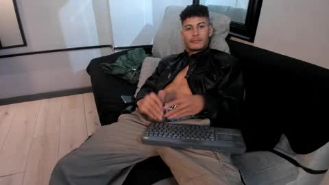 Angel  online show from 04-23-26, 12:29