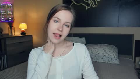 Snapshot of angel_to_burn chatting on 10-14-25, 07:09 SofiaSofi online show from 10-14-25, 07:09