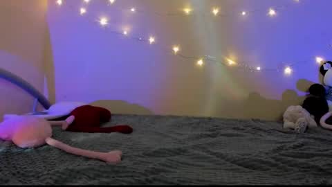 Angel Love online show from 12-27-24, 10:05