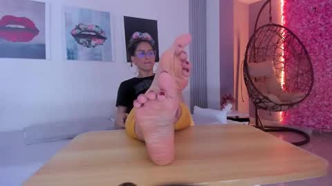 A N G E LA.  online show from 09-15-25, 03:28