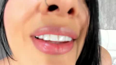 Angela online show from 10-22-25, 01:55