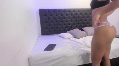 angela_rendon online show from 04-27-26, 12:03