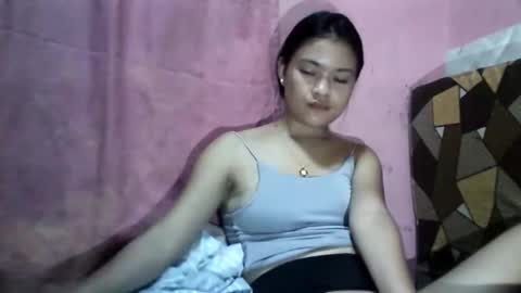 Snapshot of angela_rose12345 chatting on 12-18-25, 06:08 angela_rose12345 online show from 12-18-25, 06:08