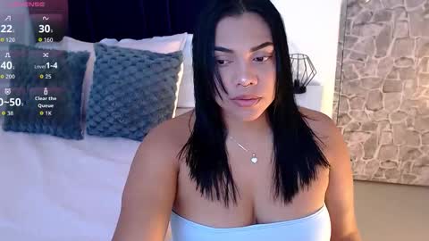 Angela online show from 10-10-25, 07:13