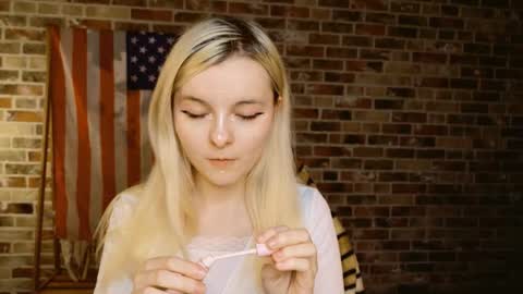 angelabunny_ online show from 05-21-26, 01:07