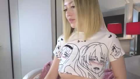 Snapshot of angelacastle chatting on 12-13-25, 09:09 Angela Castle online show from 12-13-25, 09:09