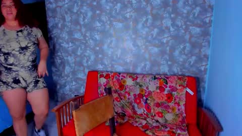 Angela online show from 12-18-25, 09:43