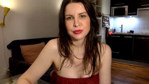 Snapshot of angeladarkk chatting on 12-31-24, 09:39 Angela online show from 12-31-24, 09:39